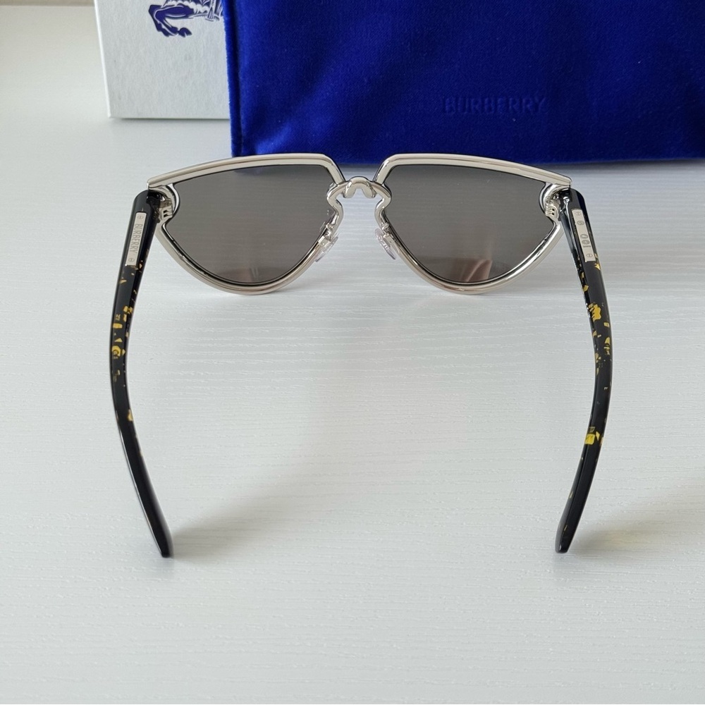 New! Burberry Sunglasses B 3152 1005/6G Metallic Silver Mirror, Authentic - Picture 12 of 16